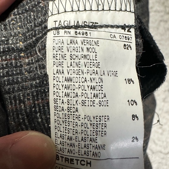 Benetton black plaid wool pants. Size 6 (42) - Picture 5 of 5